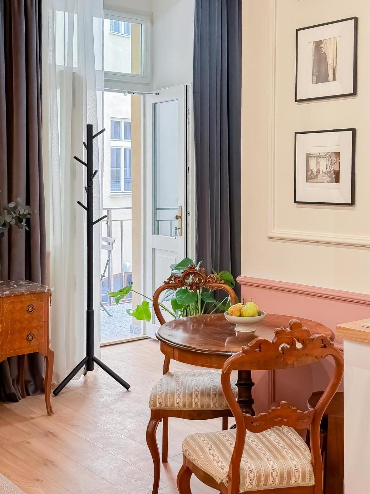 Turnkey I Antonin Dvorak Apartments Prague Ngoại thất bức ảnh
