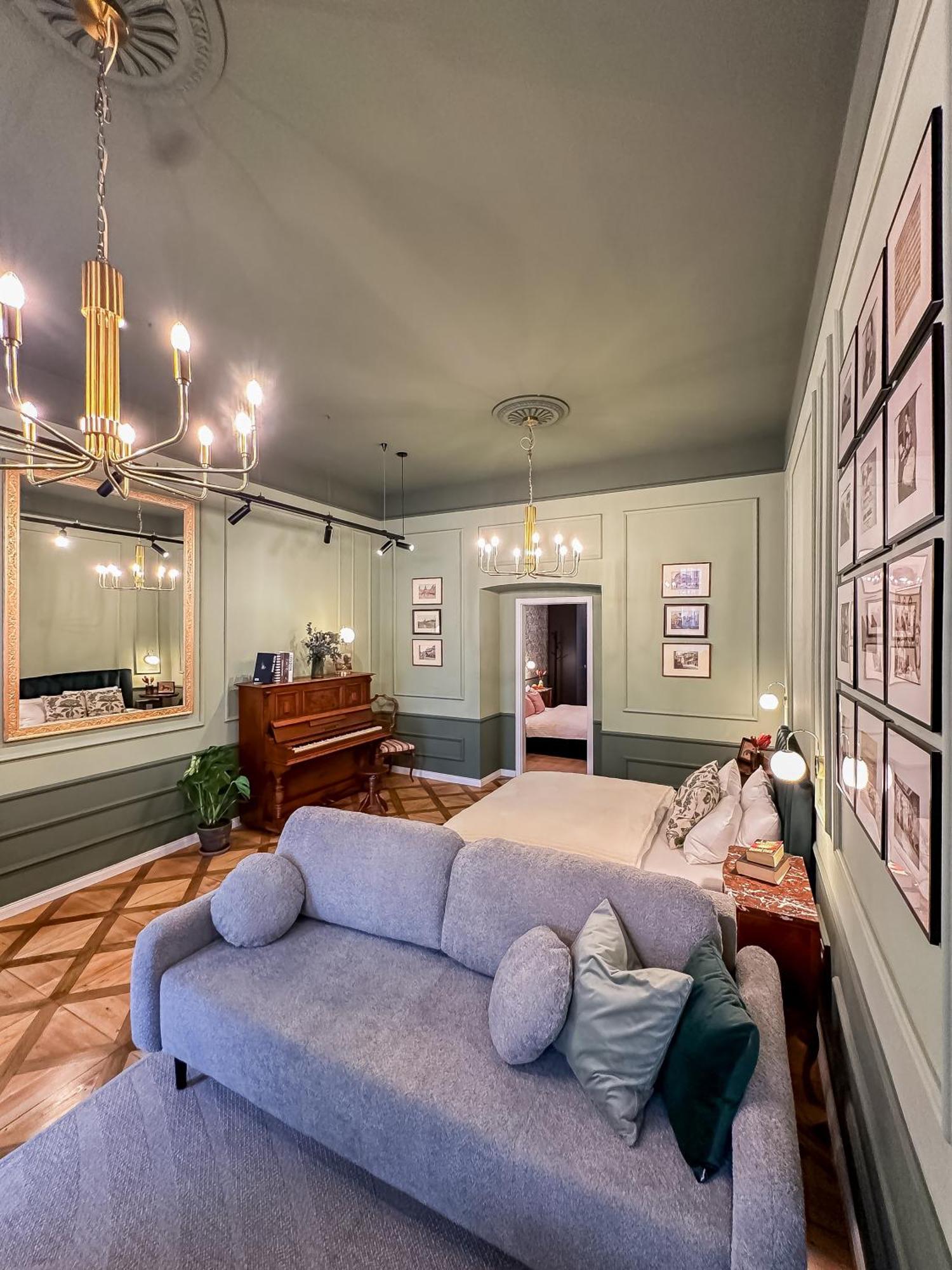 Turnkey I Antonin Dvorak Apartments Prague Phòng bức ảnh