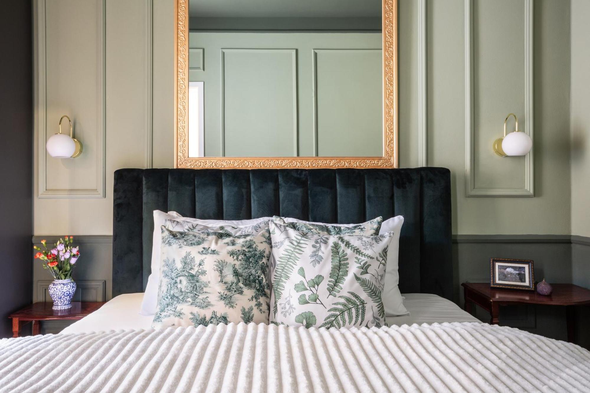 Turnkey I Antonin Dvorak Apartments Prague Phòng bức ảnh